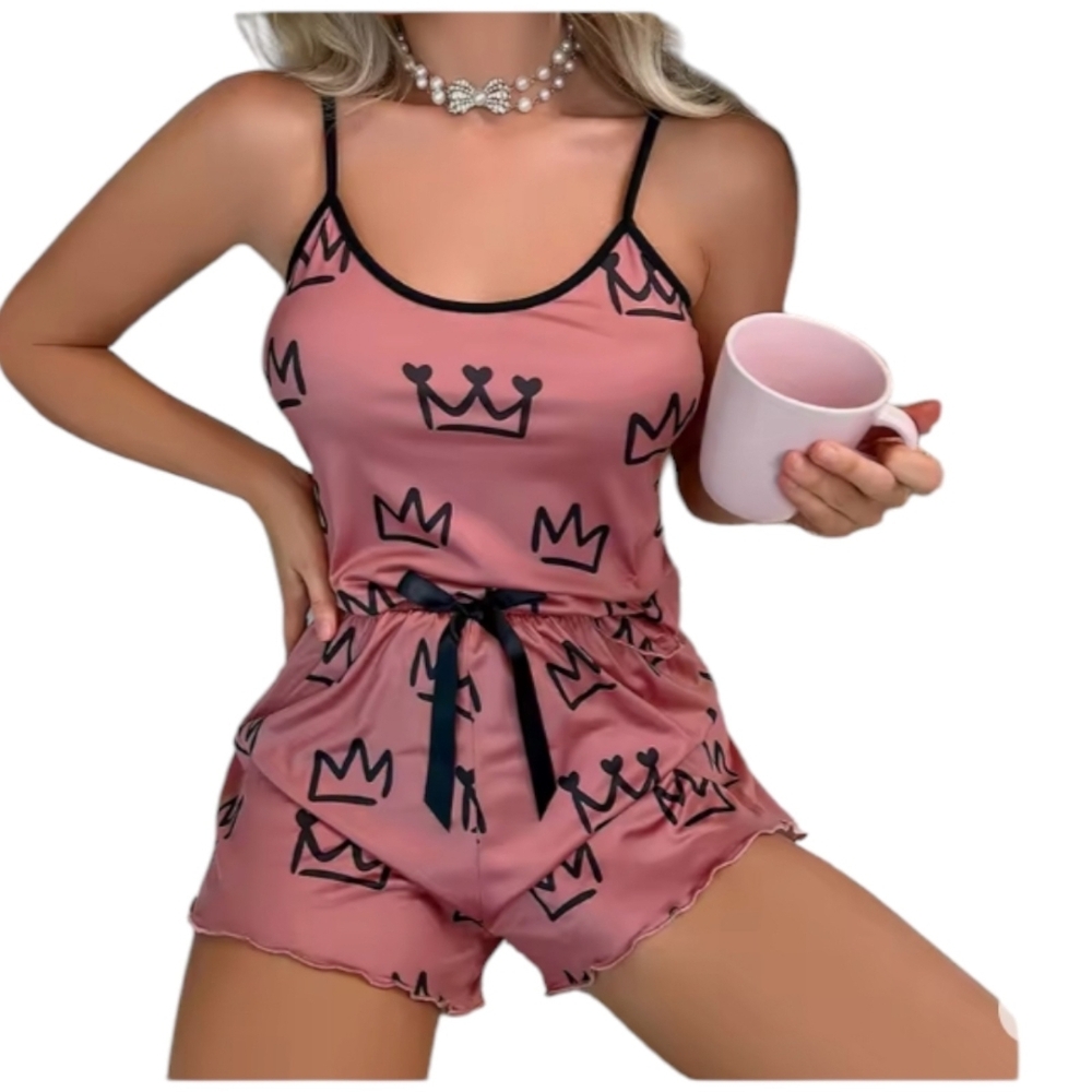 🦄 Women's Pink Crown Print Sleepwear Set